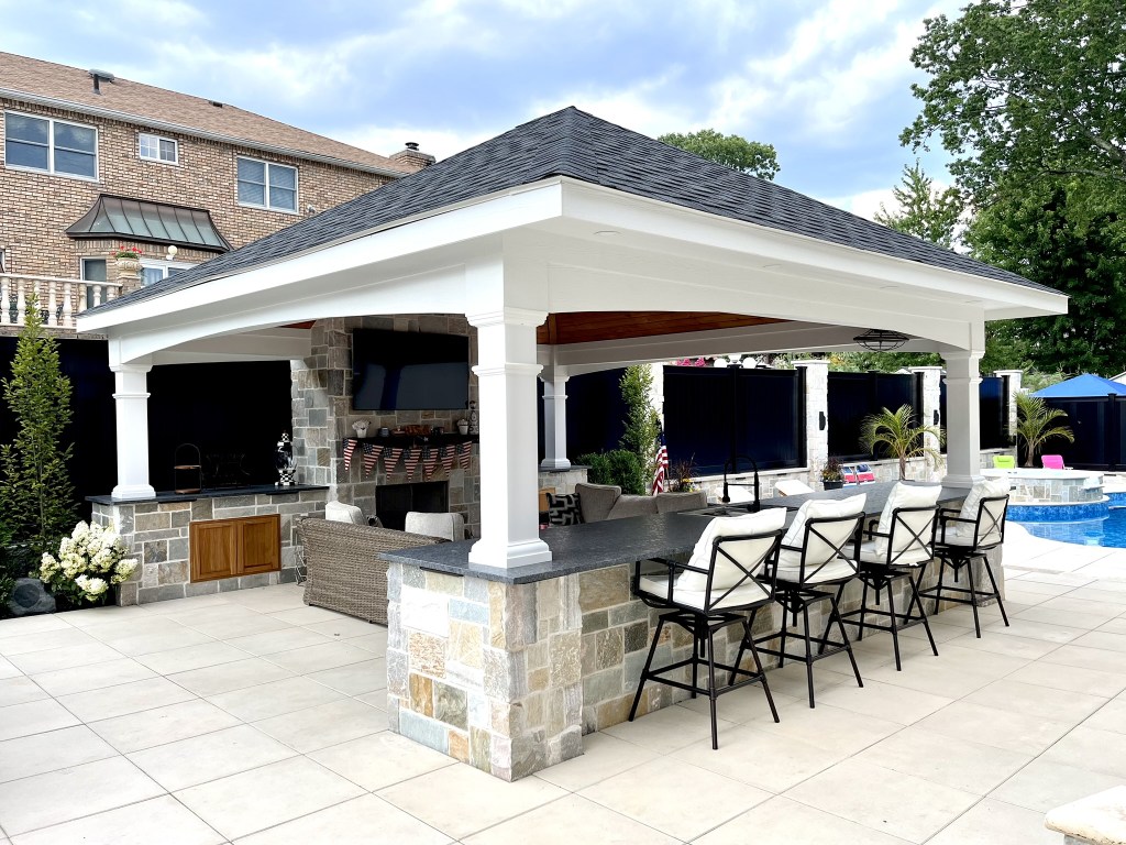 Our Projects – Holly Hill Pool & Patio